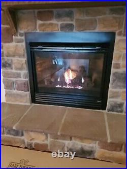 Heatilator Direct Vent Gas Fireplace Model CD4236ILR-USED