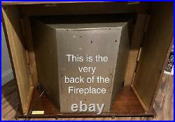 SILHOUETTE Electric Fireplace & Wooden Frame Mantle Works Great